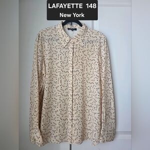 LAFAYETTE 148  100% Silk Cream Patterned Women's Quiet Money Button Down Tops